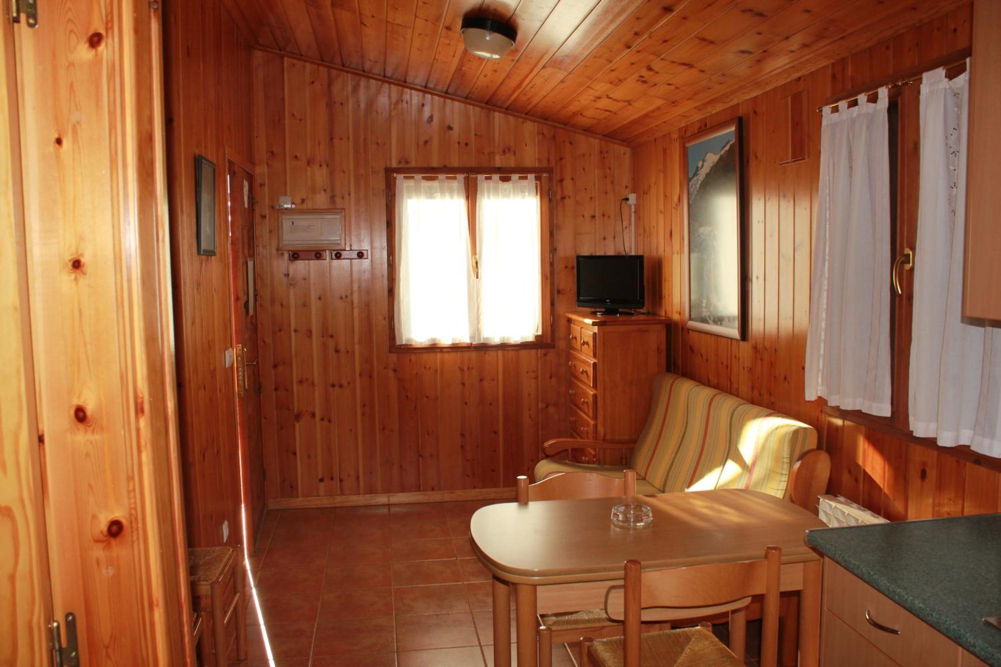 Camping Valle De Tena Sabiñánigo Zewnętrze zdjęcie