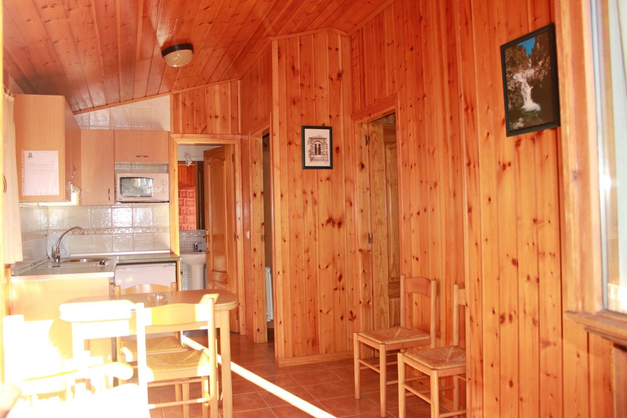Camping Valle De Tena Sabiñánigo Zewnętrze zdjęcie
