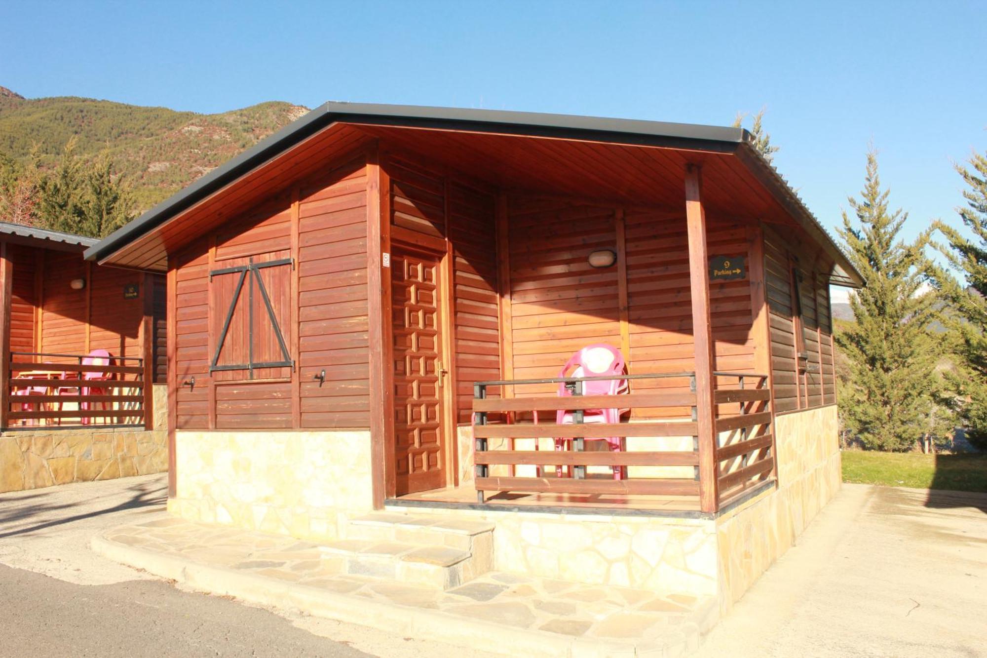 Camping Valle De Tena Sabiñánigo Zewnętrze zdjęcie