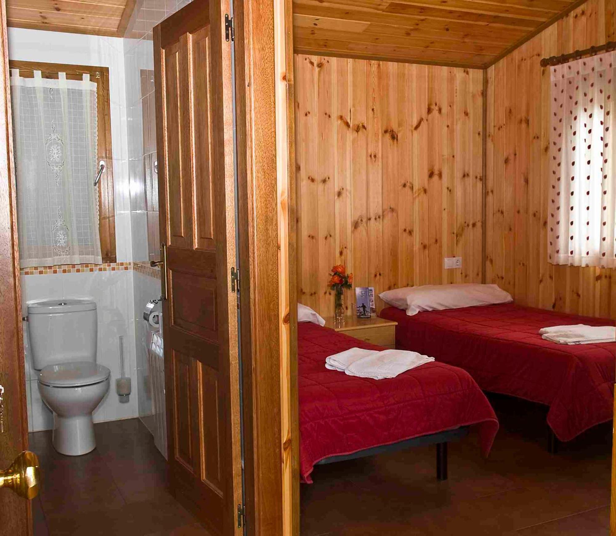 Camping Valle De Tena Sabiñánigo Zewnętrze zdjęcie