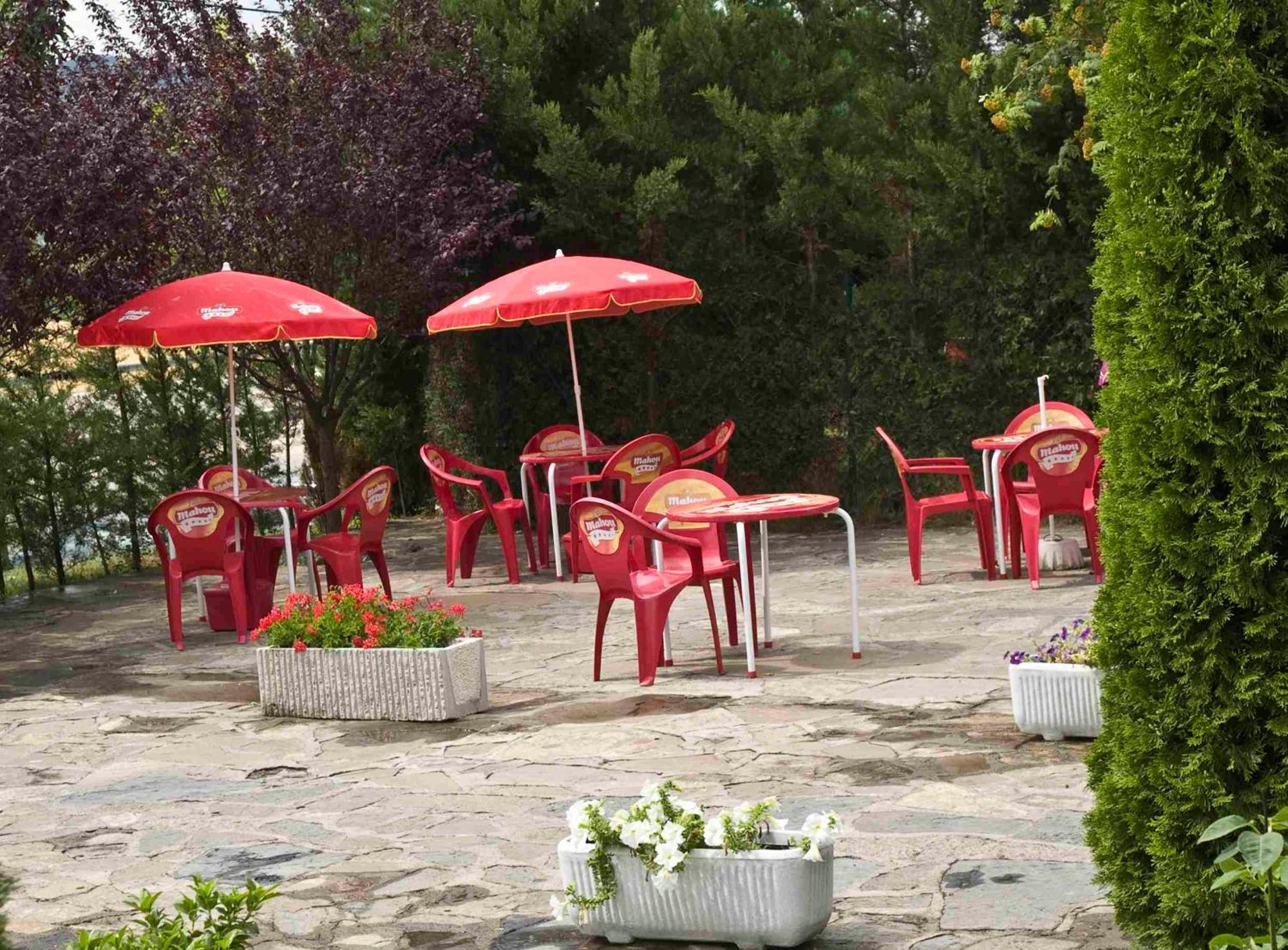 Camping Valle De Tena Sabiñánigo Zewnętrze zdjęcie